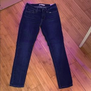 Levi’s skinny jeans